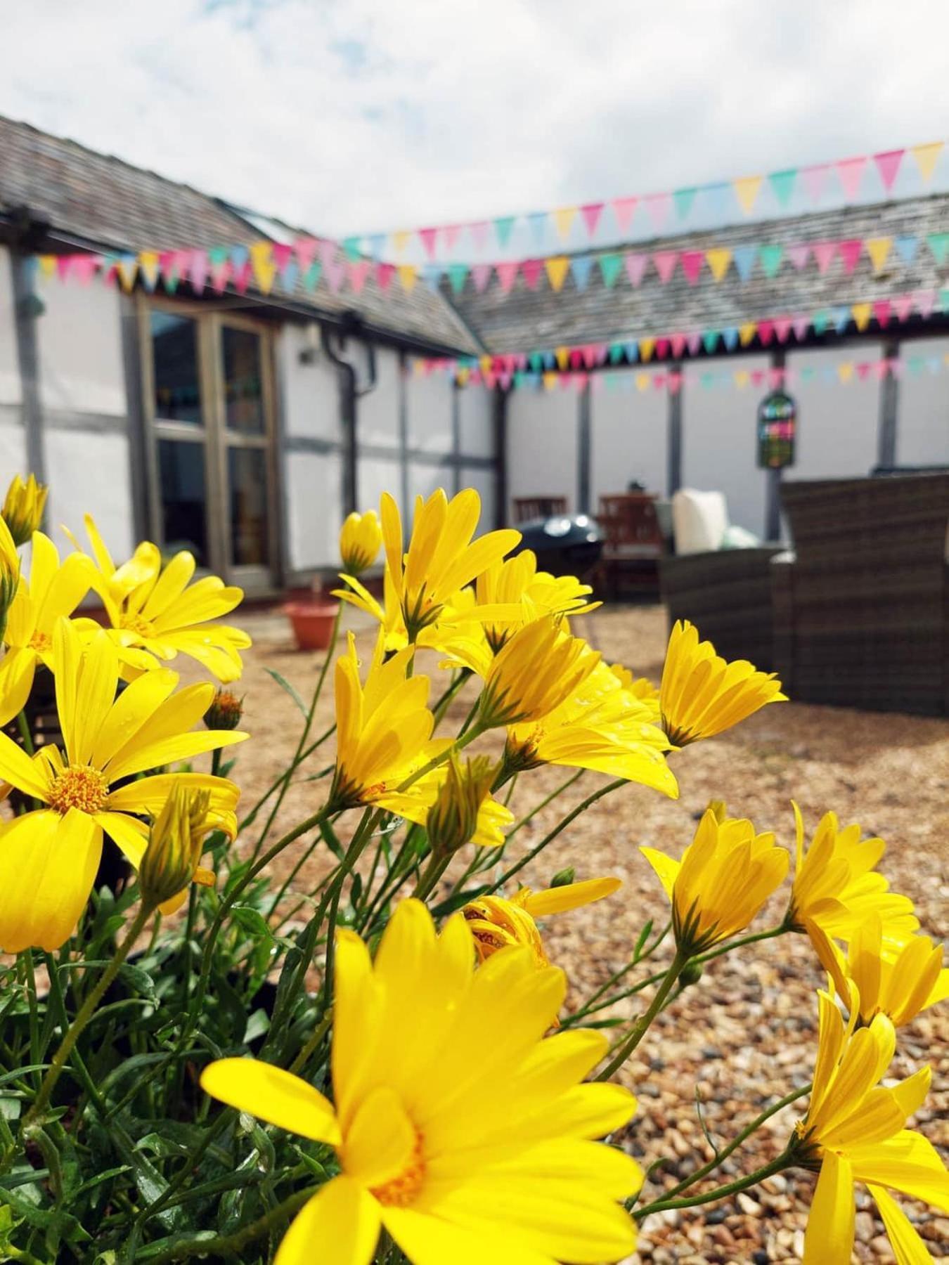 Barnacre Green Cottage With Hot Tub And Private Pool Moreton  Bagian luar foto