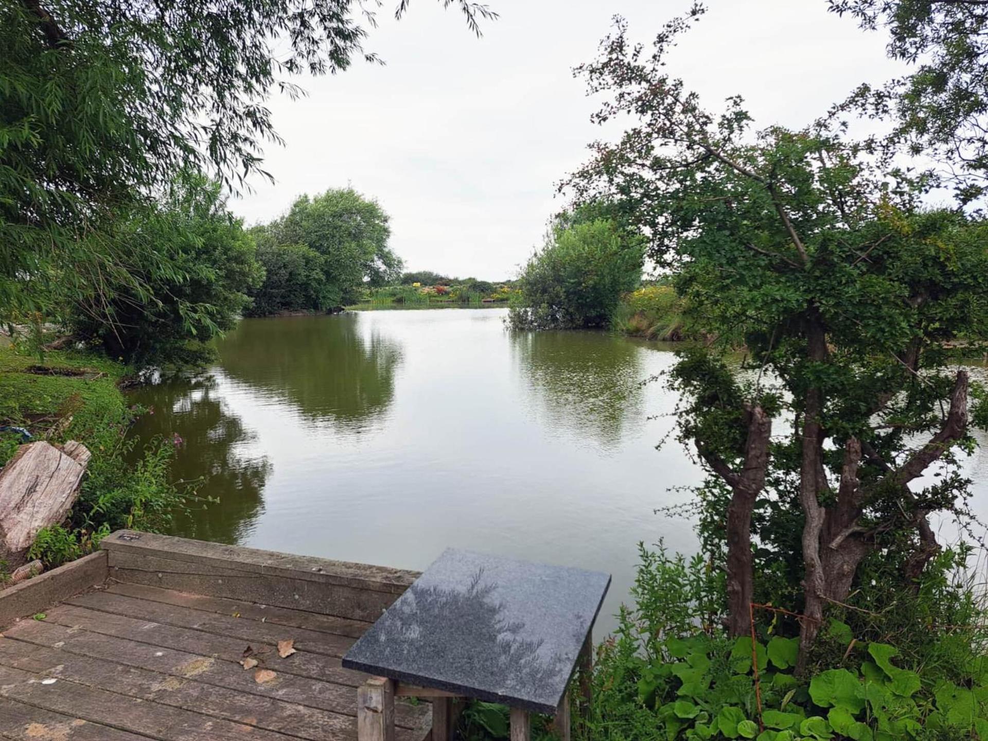 Barnacre Green Cottage With Hot Tub And Private Pool Moreton  Bagian luar foto