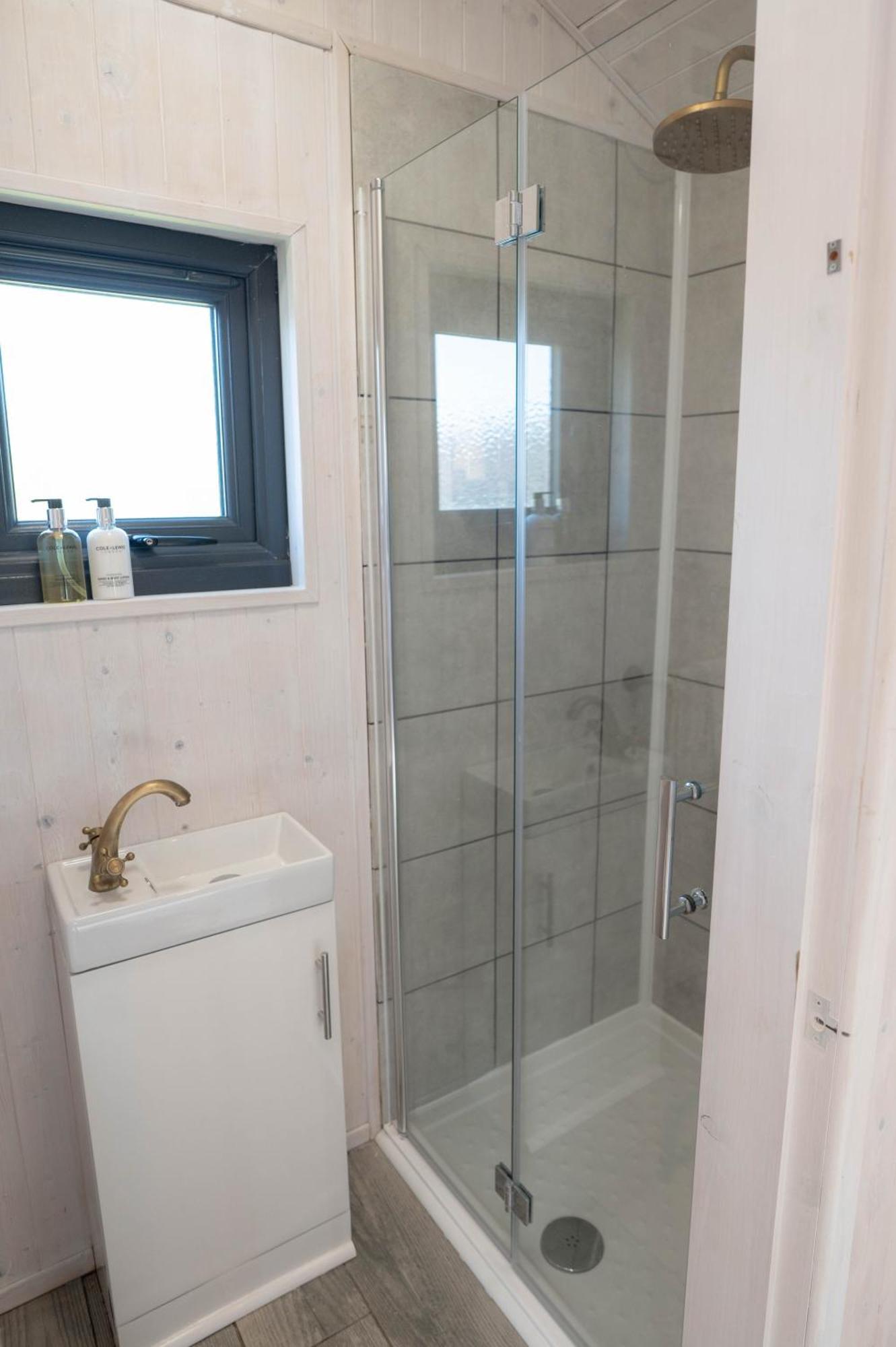 Barnacre Green Cottage - Eco-Friendly Cosy Cottage Moreton  Bagian luar foto